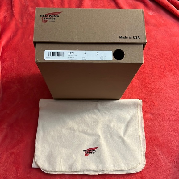 RED WING SHOES Women’s Classic Moc - Picture 8 of 8